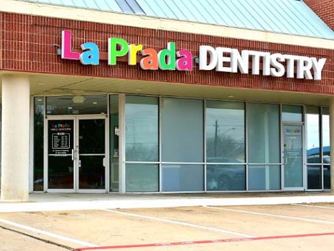 Entrance to La Prada Family Dentistry.